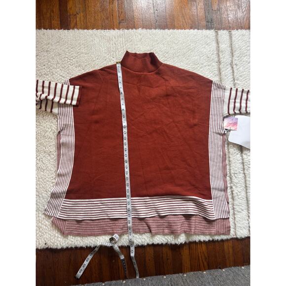S/M LIE IN CARAMEL FIELDS STRIPED OVERSIZE KNIT CAPE SWEATER nwt 70$ Women’s - Picture 8 of 10